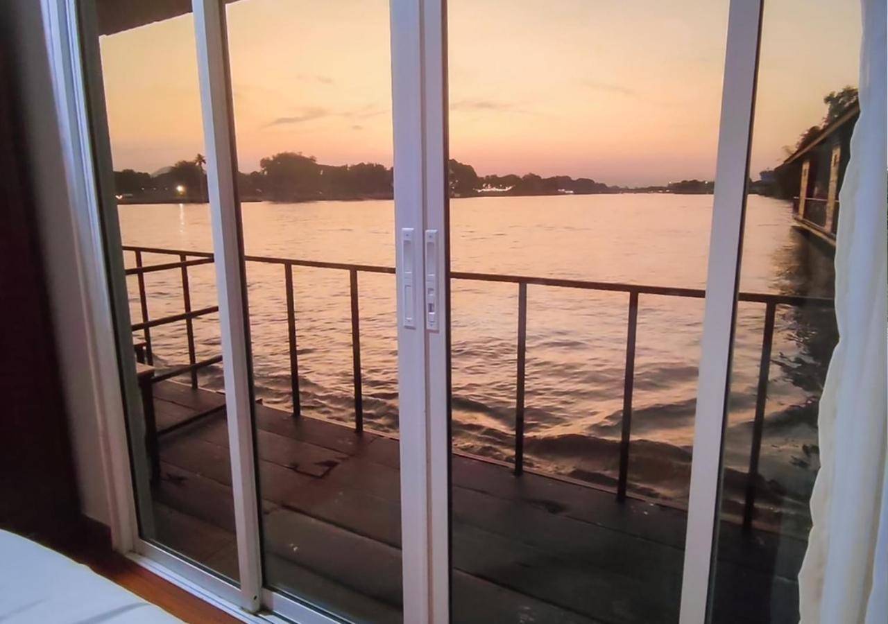 Tara Raft Hotel Kanchanaburi Exterior foto