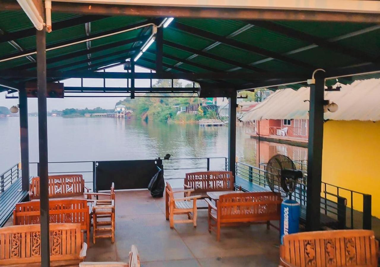 Tara Raft Hotel Kanchanaburi Exterior foto